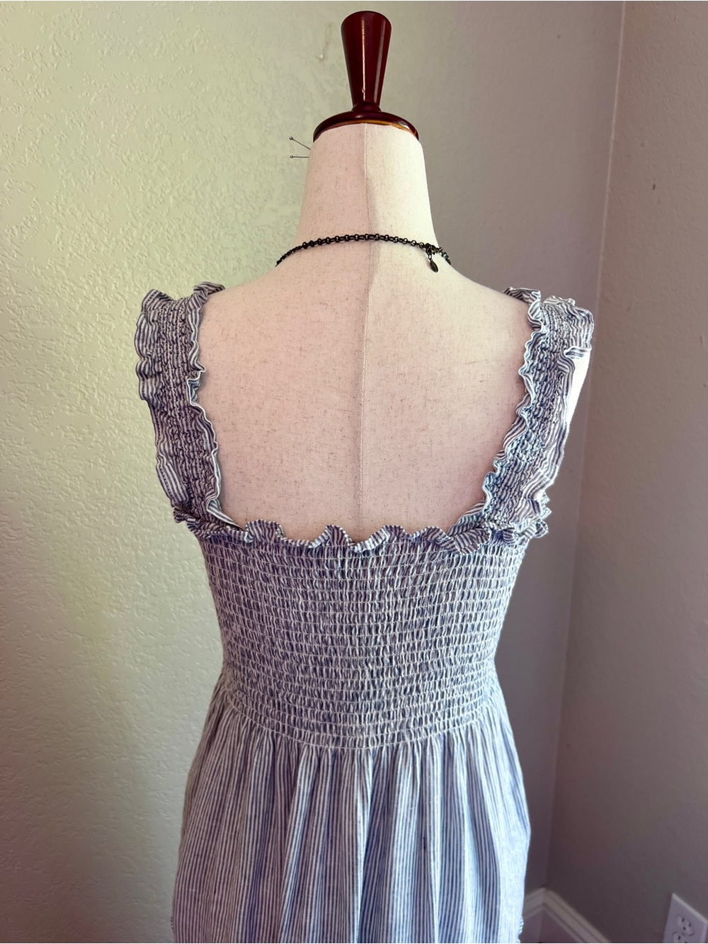Quince 100% Linen Blue Pinstripe Smocked Midi Dress SMALL - Picture 6 of 15